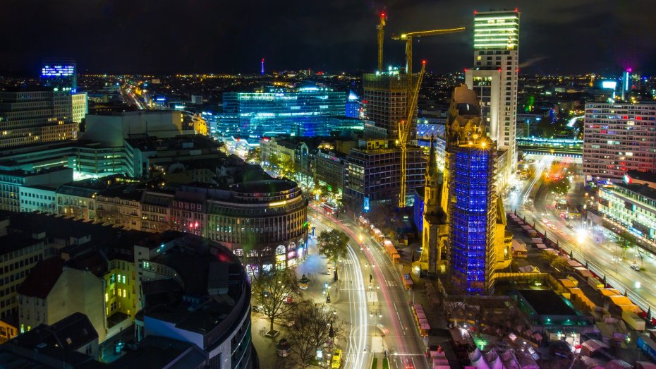 Weihnachtsmarkt an der Berliner Gedächtniskirche 2015