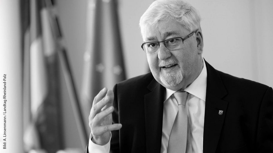 Der frühere Landtagspräsident Joachim Mertes ist verstorben