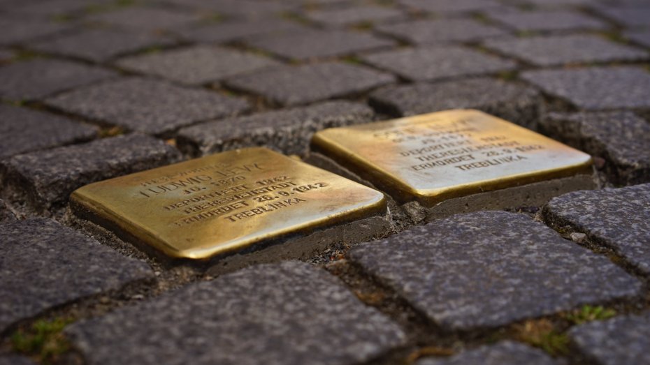 Symbolbild: Stolpersteine