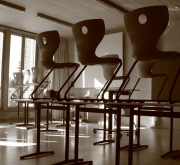Symbolbild: Leeres Klassenzimmer