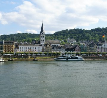 Blick über den Rhein auf Boppard