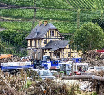 Symbolbild: Flutkatastrophe in Rheinland-Pfalz